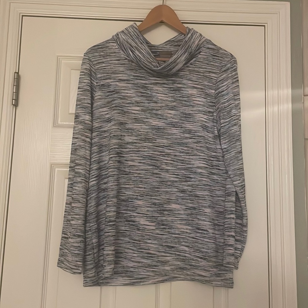 Chico’s lightweight turtleneck top